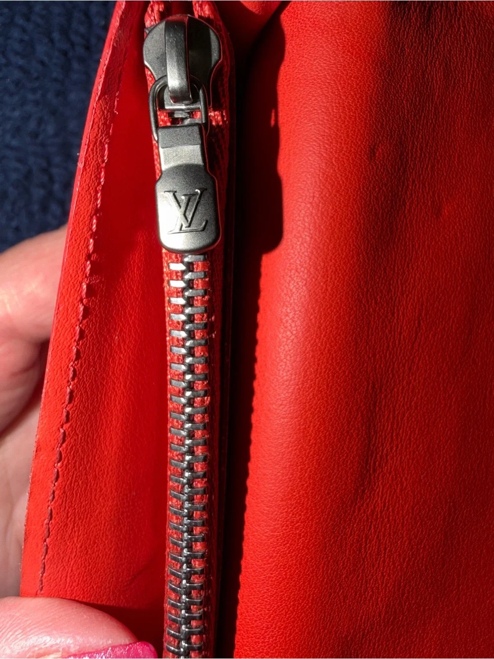 Louis Vuitton Red Brazza Long Leather Unisex Bifold Wallet